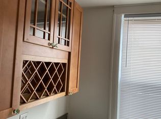 17-28 Stephen St #1, Ridgewood, NY 11385