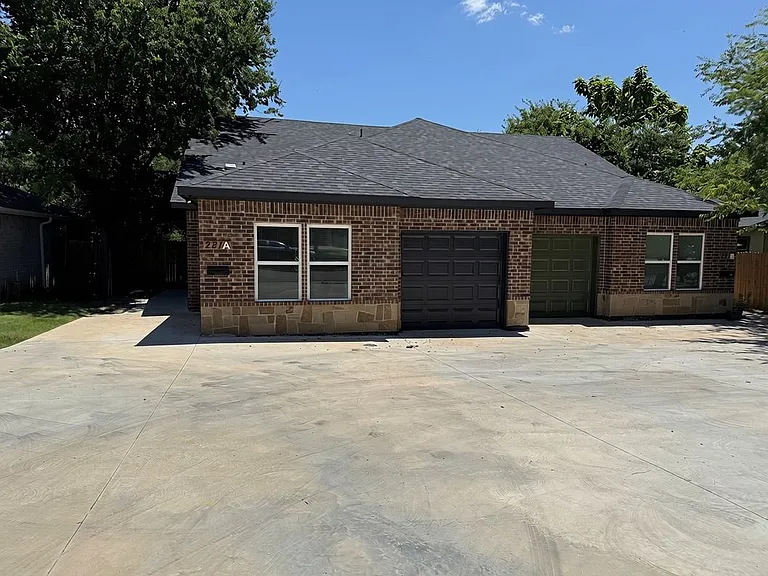 221 San Angelo Ave #A — Photo 1