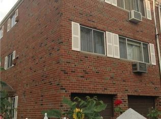 7304 67th Rd, Middle Village, NY 11379