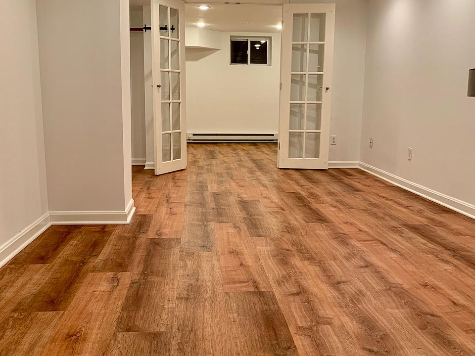 2nd image of 2029 Park Rd NW #1A