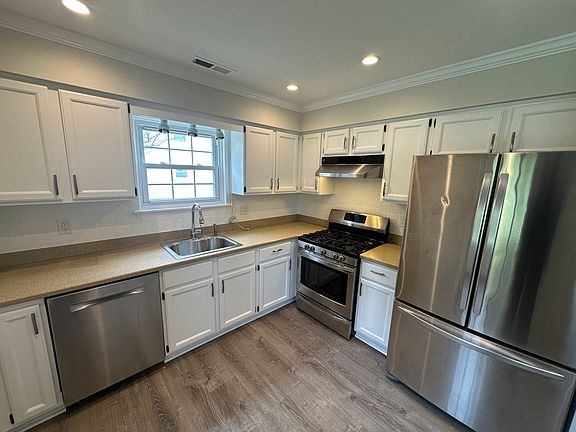 2nd image of 25 Liberty Dr