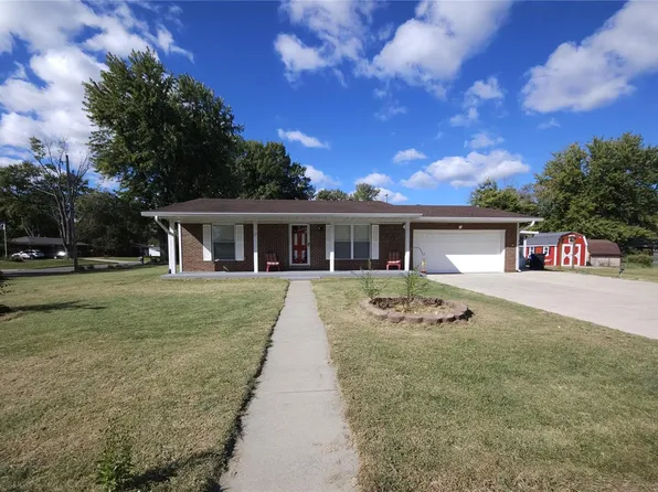 17 Northmoor Pl, East Alton, IL 62024