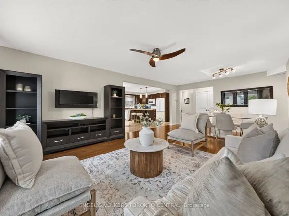 31 Townsend Dr #64, Woolwich, ON N0B 1M0