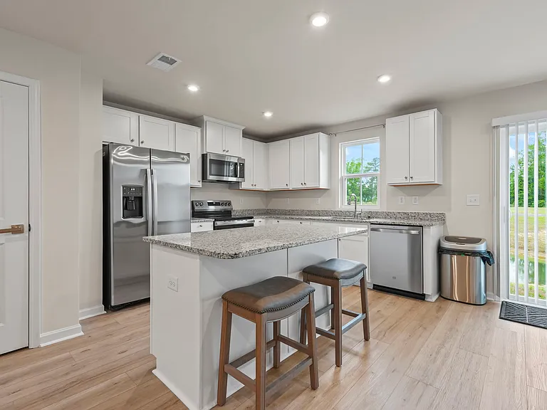 338 Myrtle Meadows Dr — Photo 13