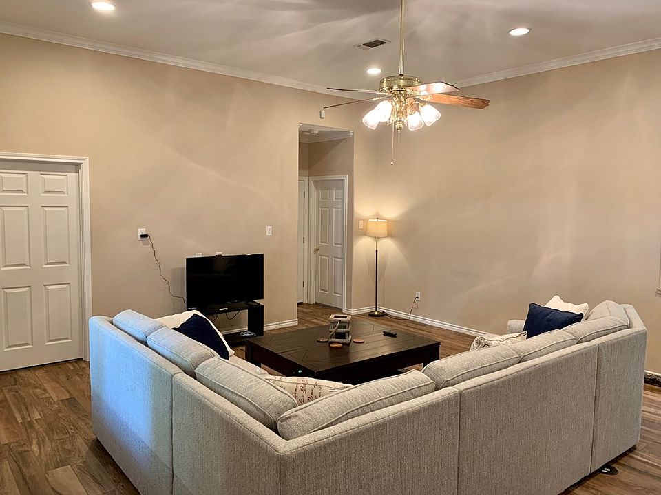 929 Village Gate Cir, Nacogdoches, TX 75961 Zillow