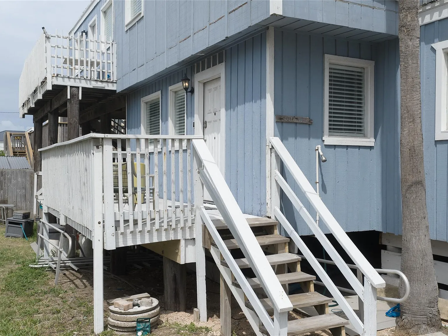 2 bed, 1.5 bath, 1200 sqft, $2,250 — Photo 3