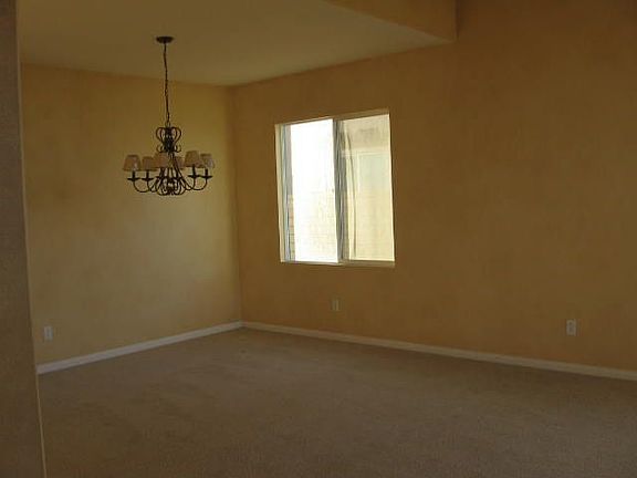 A formal dinin area, which is well lit and romantic