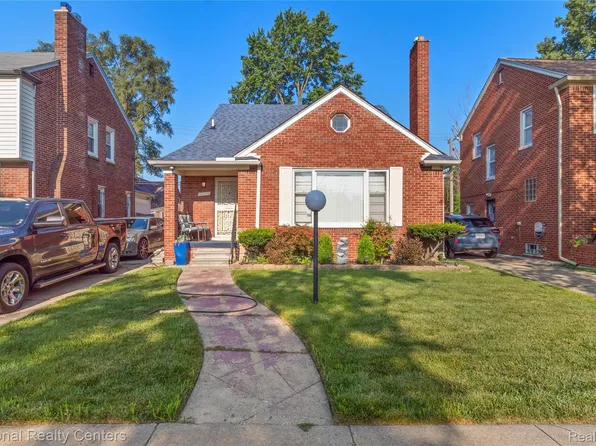 18027 Strathmoor St, Detroit, MI 48235