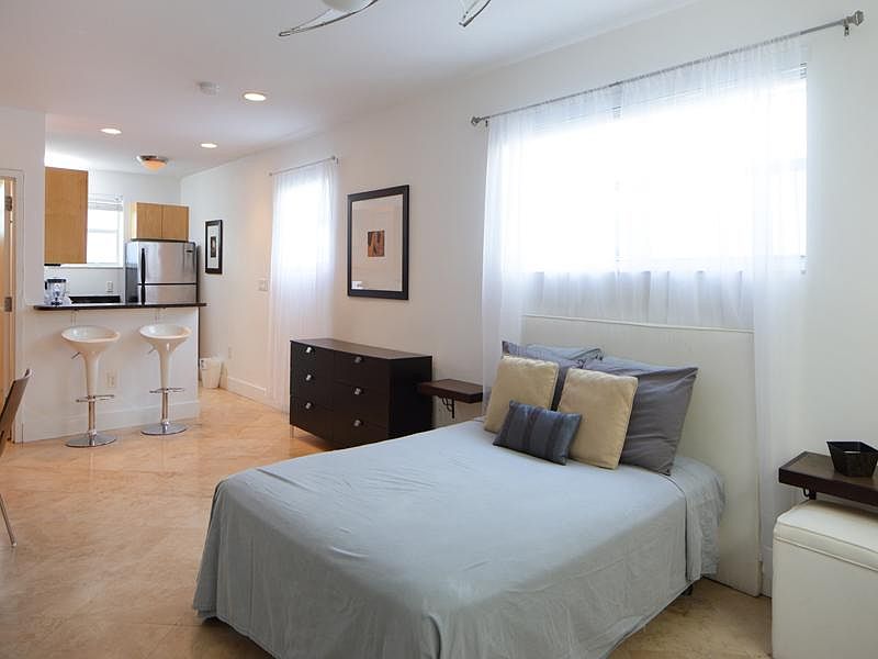 1st image of 751 Collins Ave APT 207