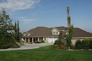 1st image of 4123 Creekview Dr