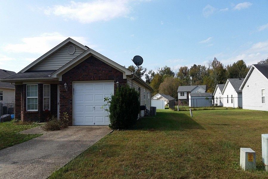 2nd image of 7508 Blue Sky Dr