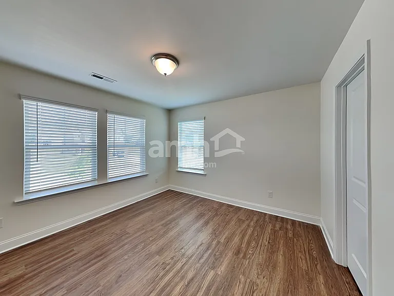 4911 Trayton Ave — Photo 22