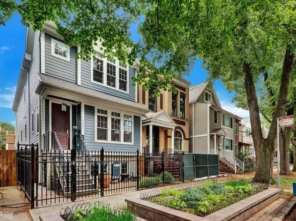 3851 N Hermitage Ave, Chicago, IL 60613