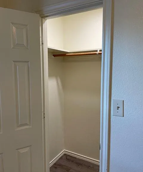 1502 Moss St — Photo 5