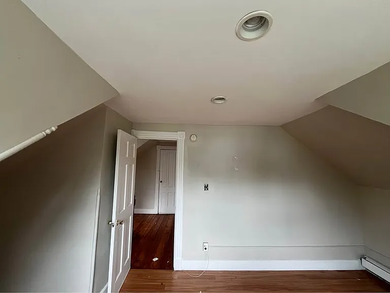 81 N Allen St #2 — Photo 9