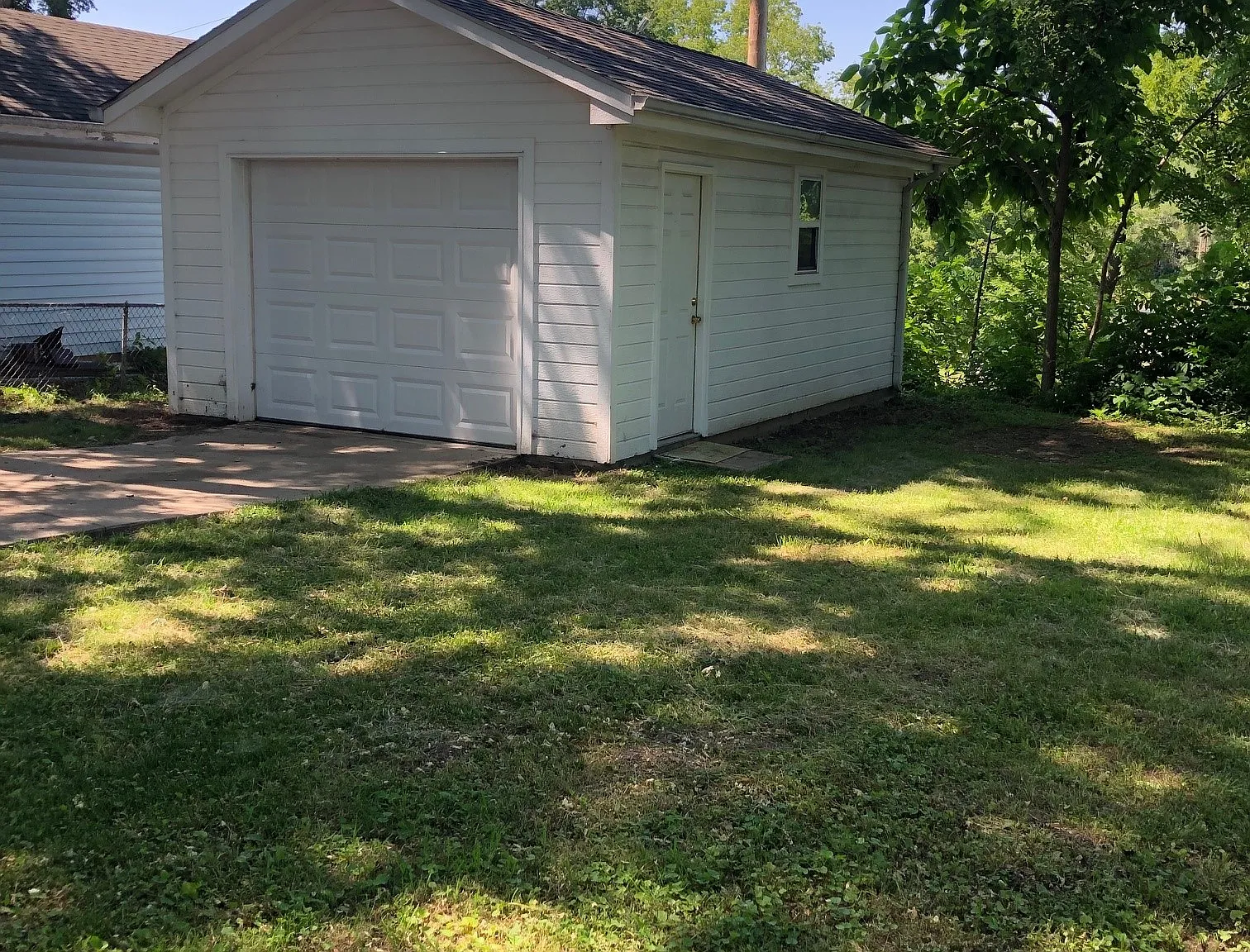 2 bed, 768 sqft, $1,150 — Photo 3