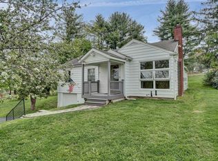 105 Burlingham Rd, Pine Bush, NY 12566