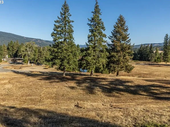 6 Husum St, White Salmon, WA 98672