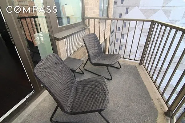 Rented by Compass | media 21