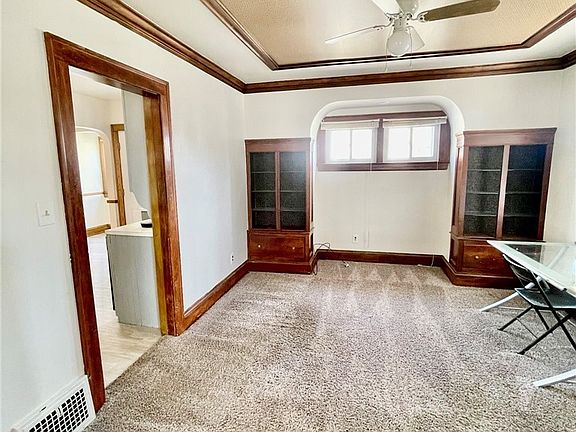 5th image of 19031 Locherie Ave
