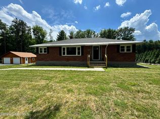 4690 Hurst Rd, Altamont, NY 12009