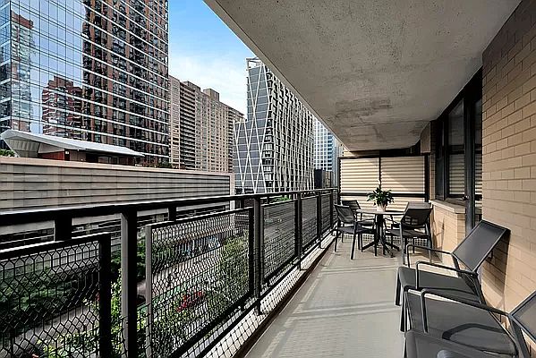 1st image of 165 W 66th St APT 6E