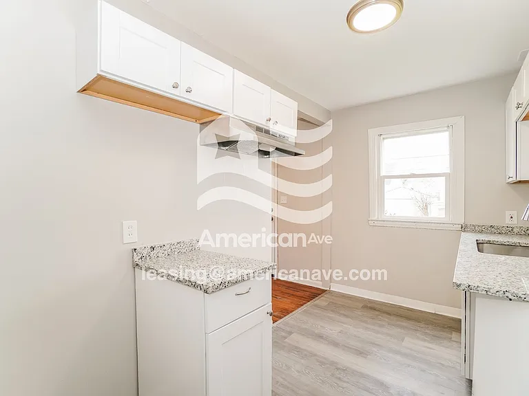 767230_009_wm_-_kitchen_13625692.jpg