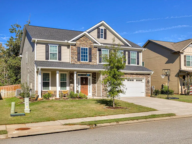 2217 Kendall Park Dr — Photo 2