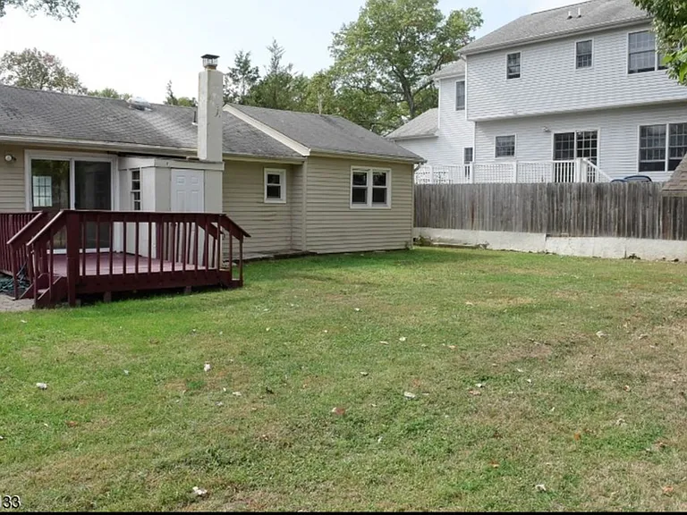 218 Hiawatha Blvd — Photo 12