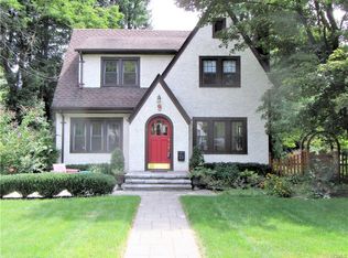 9 Valentine Rd, Briarcliff Manor, NY 10510