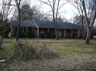 7411 Michael Dr, Charlotte, NC 28215