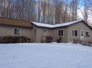 13458 Goose Rd, Beulah, MI 49617