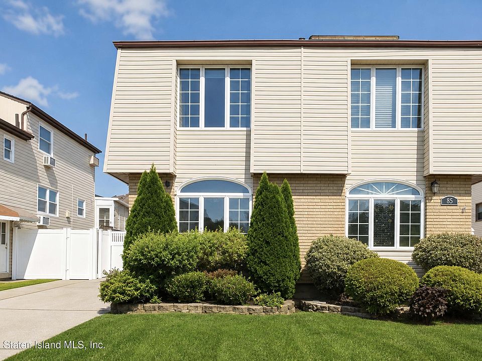 1st image of 83 Woehrle Ave