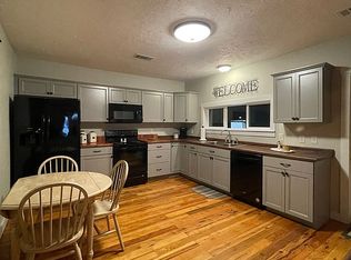 1468 Napier Rd, Hohenwald, TN 38462