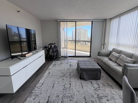 5th image of 2499 Kapiolani Blvd APT 1408