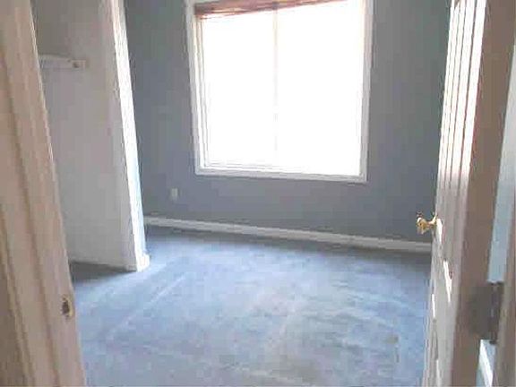 4th image of 500 Twin Brook Ln
