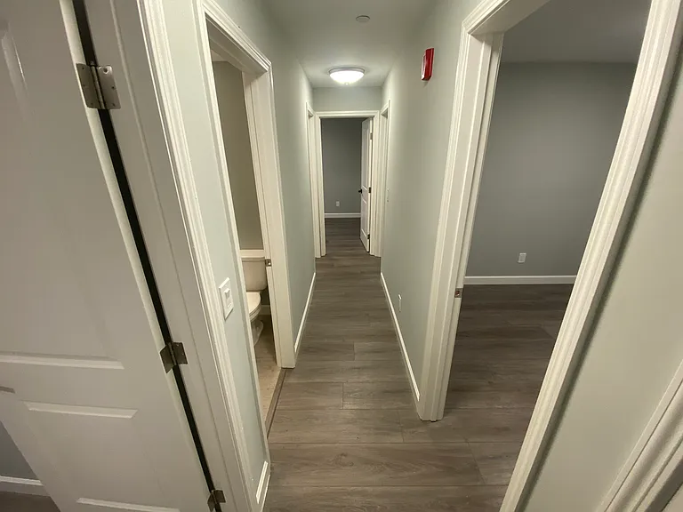 4124 Lyon Ave #4 — Photo 5