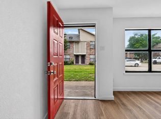 3041 W Sycamore Cir #3041, Euless, TX 76040