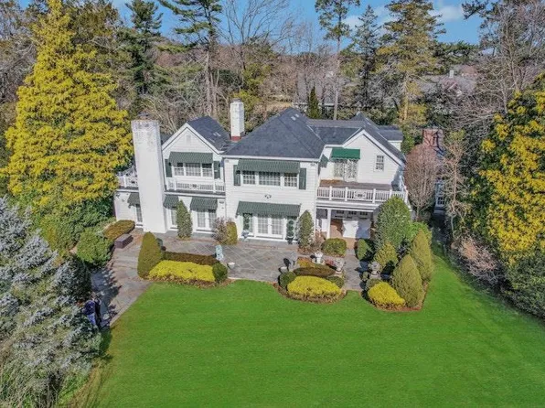 133 (Private Rd ) Jericho Turnpike, Old Westbury, NY 11568