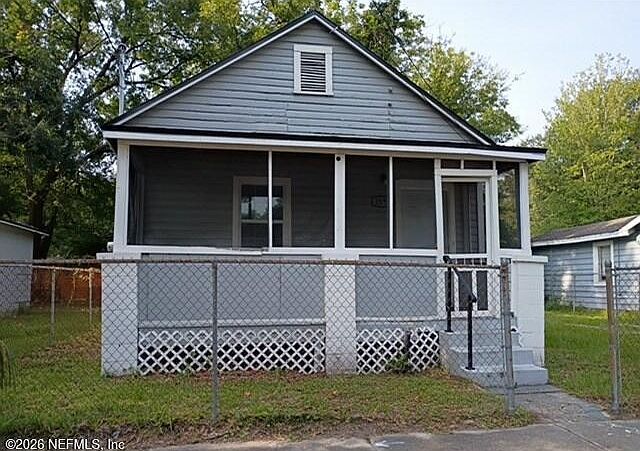 1st image of 1554 W 17TH Street