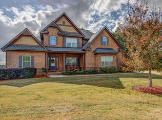 1394 Silver Thorne Ct, Loganville, GA 30052