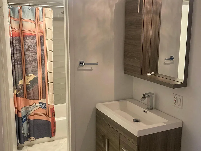 Bathroom with Tub