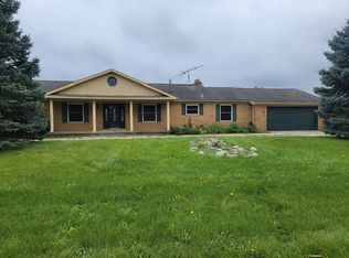 1324 E Baldwin Rd, Grand Blanc, MI 48439