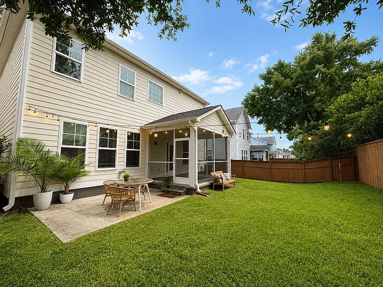 1217 Gannett Rd — Photo 22