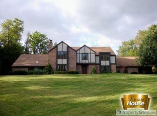 4 Valley View Dr, Collinsville, IL 62234