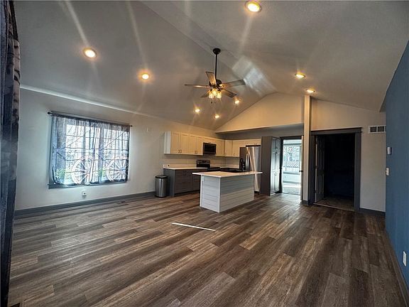 3rd image of 124 W 5th St