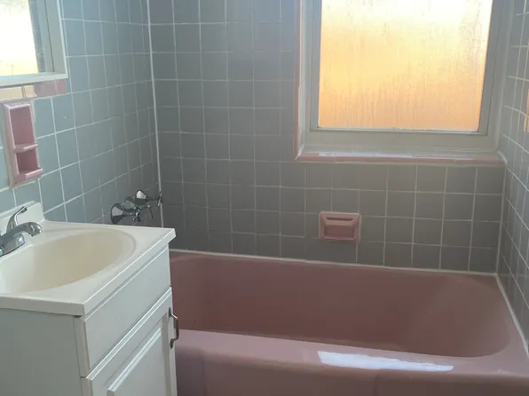 (undisclosed Address), Brooklyn, NY 11235
