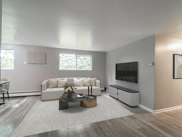 Parkside Apartments — Photo 7