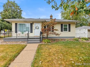 1425 Houseman Ave NE, Grand Rapids, MI 49505
