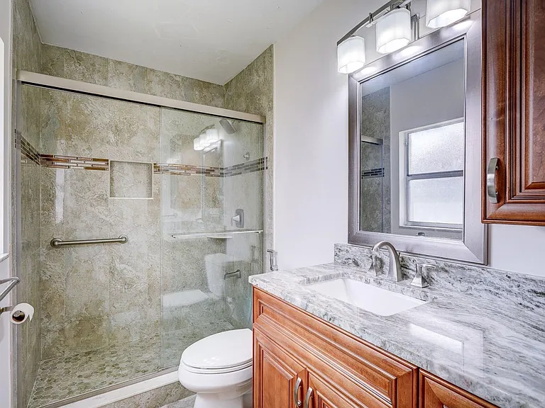 3929 Kenas St — Photo 13